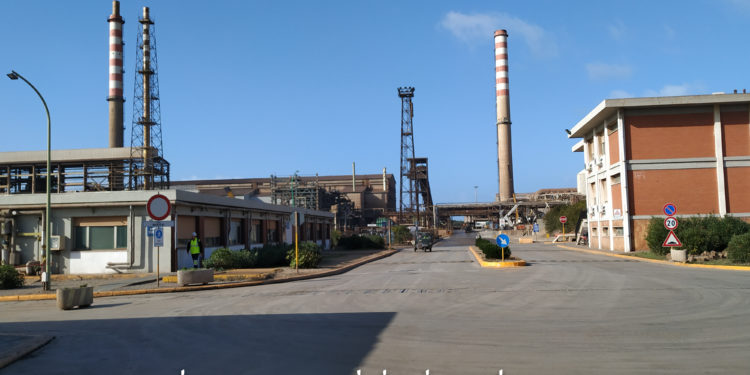 Filctem-CGIL, Femca-CISL e Uiltec-UIL: «Il 31 dicembre scade il regime di interrompibilità per l’approvvigionamento energetico, intervenga il Governo»