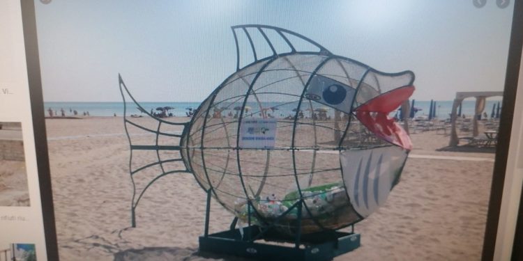 Alghero, parte la pulizia delle spiagge dai rifiuti