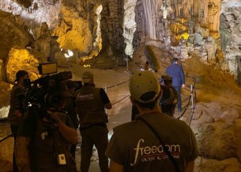 Alla scoperta della Grotta di Nettuno con Roberto Giacobbo. Venerdì 27 novembre, alle ore 21.25, su Italia 1