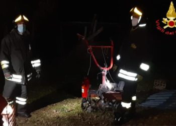 Belvì, travolto dalla motozappa: muore un 52enne