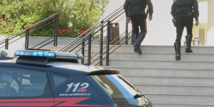 Un 26enne di Serdiana è stato deferito in stato di libertà dai carabinieri di Dolianova per porto abusivo di coltello di genere proibito