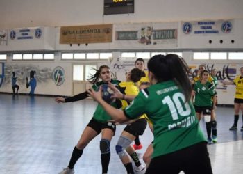 Pallamano: l’Hac Nuoro cede 40-35 a Ferrara