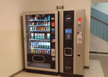 L’Università di Cagliari diventa plastic-free, ecco le fontanelle e i distributori di alimenti