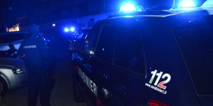 I carabinieri di Pirri hanno sanzionato un 40enne e un 29enne per violazione degli obblighi di permanere in casa in orario notturno