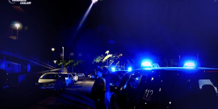 I carabinieri di Sant’Avendrace hanno arrestato un 26enne di Decimomannu per danneggiamento seguito da incendio di quattro auto