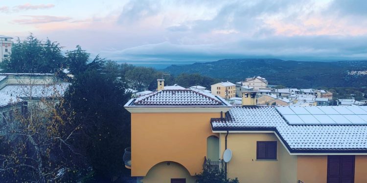 Sono in corso, a Fonni, due drive in per effettuare gli screening alla popolazione