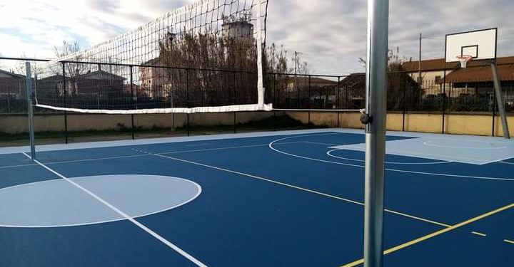 Arborea: ecco il nuovo campo polivalente realizzato nel piazzale delle scuole secondarie