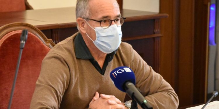 Sassari, scatta l’allarme assembramenti: raffica di sanzioni della Polizia locale