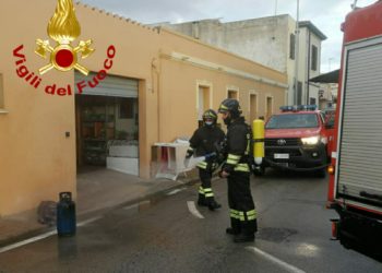 Olbia: prende fuoco una bombola, sul posto i vigili del fuoco