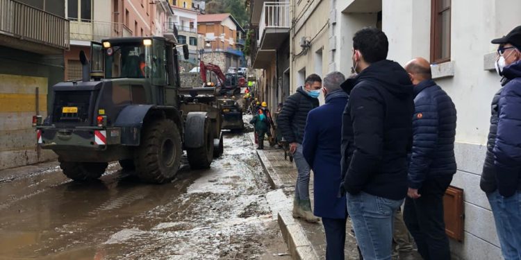 Sopralluogo della IV commissione del Consiglio regionale e dei parlamentari Mara Lapia e Pietro Pittalis a Bitti