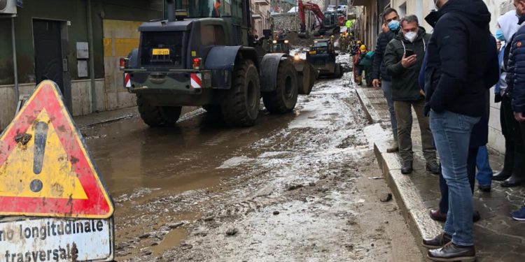 Sopralluogo della IV commissione del Consiglio regionale e dei parlamentari Mara Lapia e Pietro Pittalis a Bitti