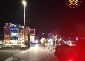 Incidente stradale sulla 131 Dcn, muore una persona