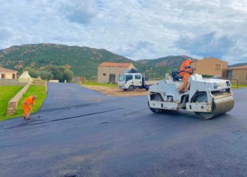 Loiri Porto San Paolo: sono iniziati i lavori di urbanizzazione e bitumazione nella borgata di Tiriddó, Pedra Longa e Aldia Bianca