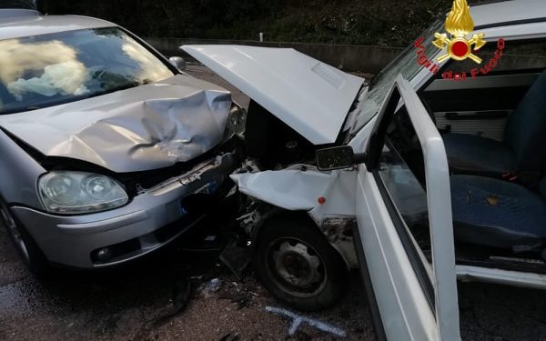 Incidente stradale sulla Belvì-Desulo, ferite tre persone