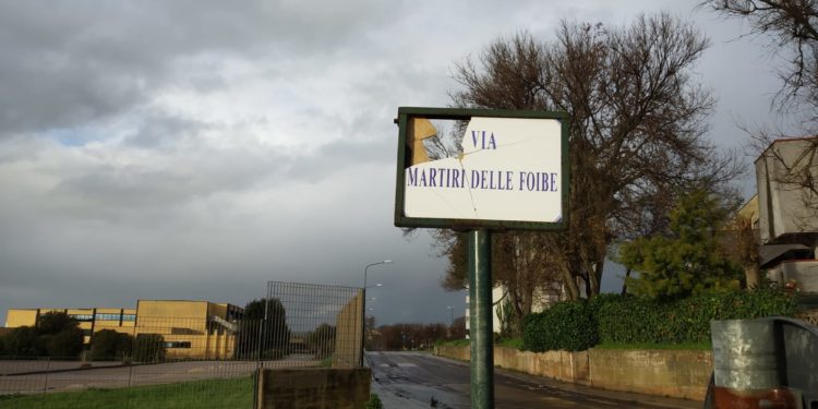 Manlio Mesina (Fdi Audax Sassari e Domus Turritana): «Ripristinare la targa stradale via Martiri delle Foibe»