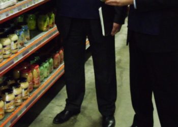 Il titolare di un market, a Cagliari, è stato segnalato all’Autorità giudiziaria dai NAS per detenzione di alimenti in cattivo stato di conservazione 