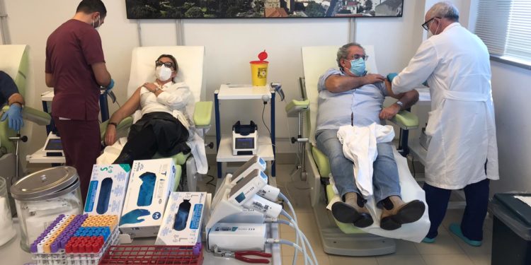 Parte la vaccinazione degli operatori del presidio ospedaliero di Alghero