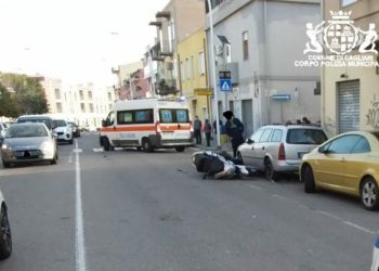 Pirri: scontro tra un’auto ed una moto, una persona trasportata in ospedale in codice giallo
