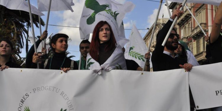 Progres: «No all’insegnamento dell’inno italiano nelle scuole sarde, risulta fuori dal tempo e dalla storia»