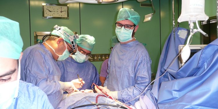 Sassari: Covid, danni gravi all’epitelio olfattivo