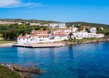 E-Distribuzione lavora per il miglioramento del servizio elettrico nell’isola dell’Asinara, d’intesa con l’Ente Parco