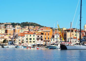 33 casi di Coronavirus, dei quali 10 con variante inglese: La Maddalena è in zona rossa