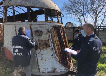 30 mezzi rotabili storici depositati in 4 stazioni ferroviarie, sono stati sequestrati dalla Guardia di Finanza e dai Carabinieri di Cagliari