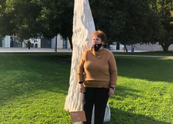 Monserrato: nella cittadella universitaria è stata posizionata una scultura di Anna Saba