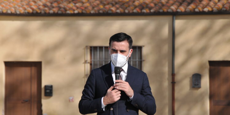 Gianni Lampis: «Chiederò un incontro al Ministero per le richieste dei pescatori di ricci»