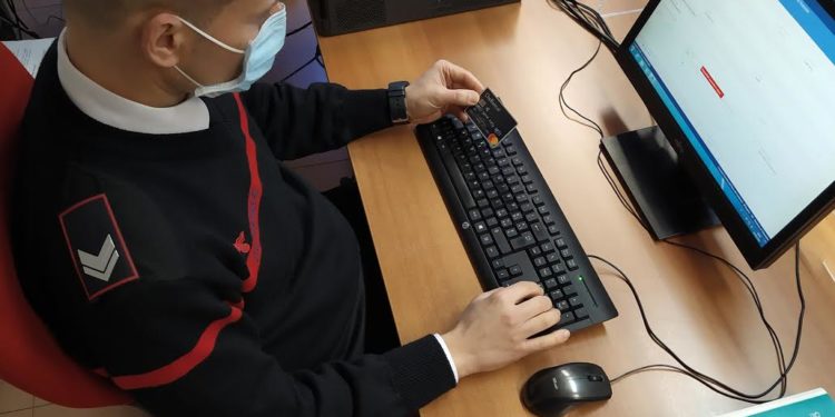 Un 41enne originario di Tivoli è stato denunciato per truffa aggravata ai danni di un 37enne agricoltore di San Sperate