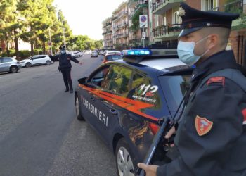 Un disoccupato 31enne di Quartu Sant’Elena è stato denunciato a piede libero dai carabinieri per il porto di due coltelli di genere proibito