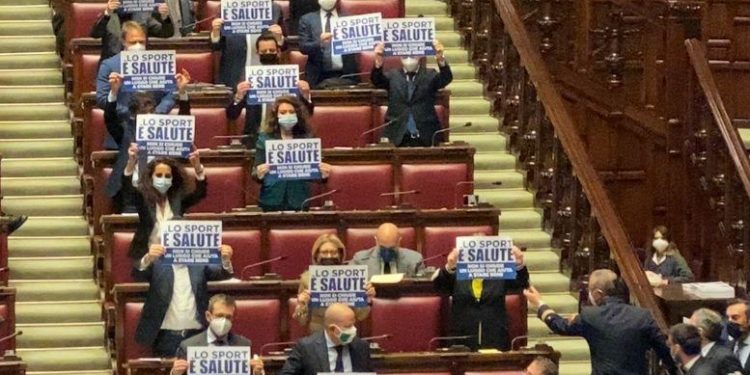 Salvatore Deidda (Fdi): «Bocciato da Governo e maggioranza la proposta di riaprire palestre, scuole di danza e piscine»