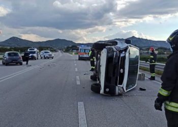 Olbia: incidente stradale nella panoramica nord, una persona portata in ospedale