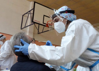 A Cagliari sono stati eseguiti 15.000 test antigenici rapidi nella prima giornata di “Sardi e sicuri”