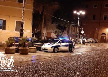 Cagliari: Polizia locale in azione per due incidenti in viale Ciusa e al Poetto