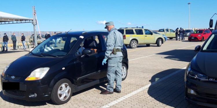 Sbarcano in Sardegna, ad Olbia, msenza giustificato motivo: sanzionate 4 persone