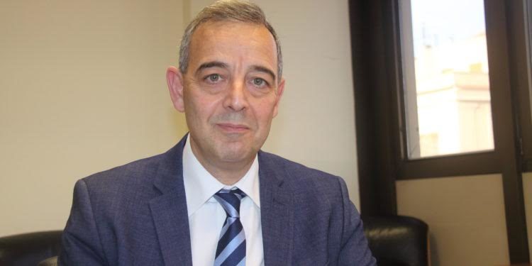 Olbia. Roberto Li Gioi (M5S): “4mila persone in graduatoria per assistente amministrativo, ma l’Ats sceglie dei tecnici”