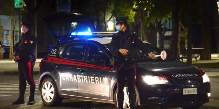 I carabinieri di Sanluri hanno denunciato un 22enne per lesioni personali stradali gravi e guida in stato di ebbrezza