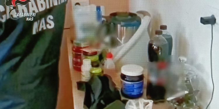 I carabinieri del N.A.S. di Cagliari hanno arrestato 5 persone per traffico illecito di sostanze anabolizzanti