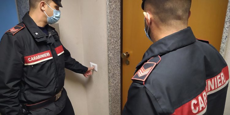 I carabinieri di San Vito hanno denunciato a piede libero un disoccupato di Burcei per detenzione finalizzata allo spaccio di sostanze stupefacenti