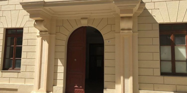 Oristano: un caso di Coronavirus nell’Ufficio Ambiente, ufficio chiuso per due giorni