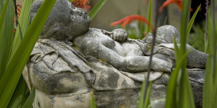 Cagliari, ecco le nuove tariffe per i servizi cimiteriali