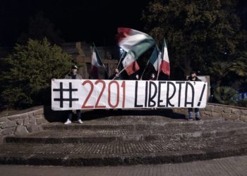 CasaPound ha partecipato alla manifestazione di protesta all’insegna dello slogan #2201LIBERTÀ, contro il coprifuoco alle 22.00