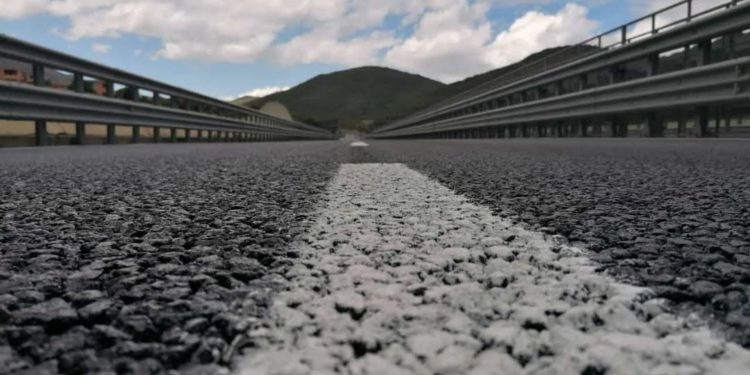 San Teodoro: conclusi gli interventi per la pavimentazione sulla 131 Dcn