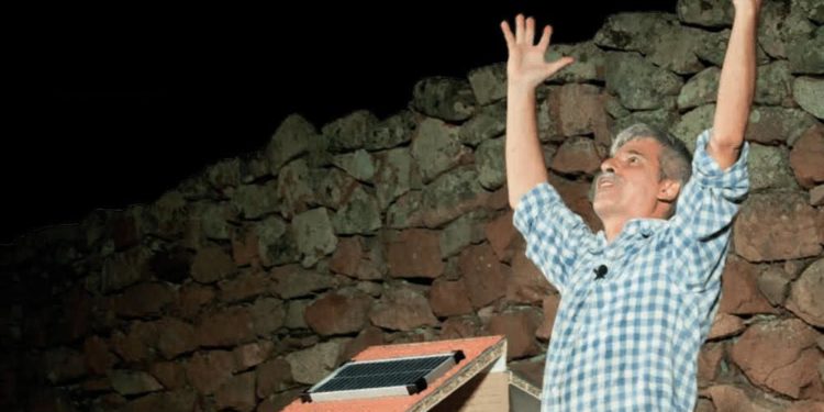 Cada Die Teatro torna in scena live, a Rovigo, domenica 9 maggio, alle 18.00, al Teatro Studio, ospite della compagnia Teatro del Lemming