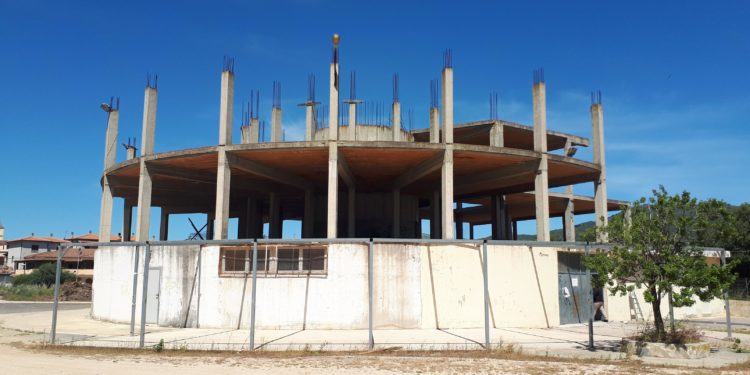 Sono stati consegnati, a Torpè, i lavori per il Centro servizi, informazioni turistiche, visite e vendita prodotti locali