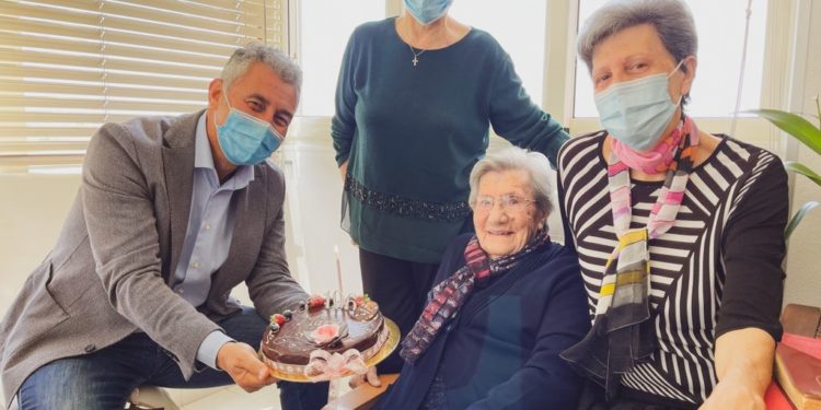 Alghero: i 106 anni di zia Maria Sechi