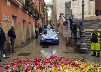 La pandemia e la pioggia non hanno impedito a Cagliari di sciogliere per la 365ª volta il voto a Sant’Efisio