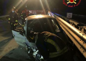 Abbasanta: incidente stradale sulla 131 Dcn, intervengono i vigili del fuoco
