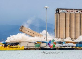 Cagliari: conclusa la demolizione dei silos del porto